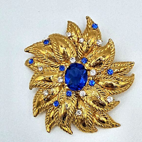 Jackie Kennedy Cornflower Brooch 18kt GP Simulated Sapphire Camrose & Kross - Picture 11 of 11